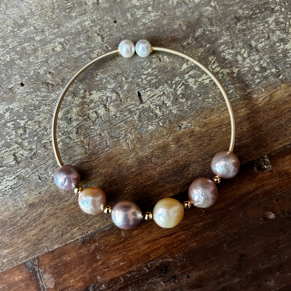 Pearls Gold-tone Bangle Bracelet